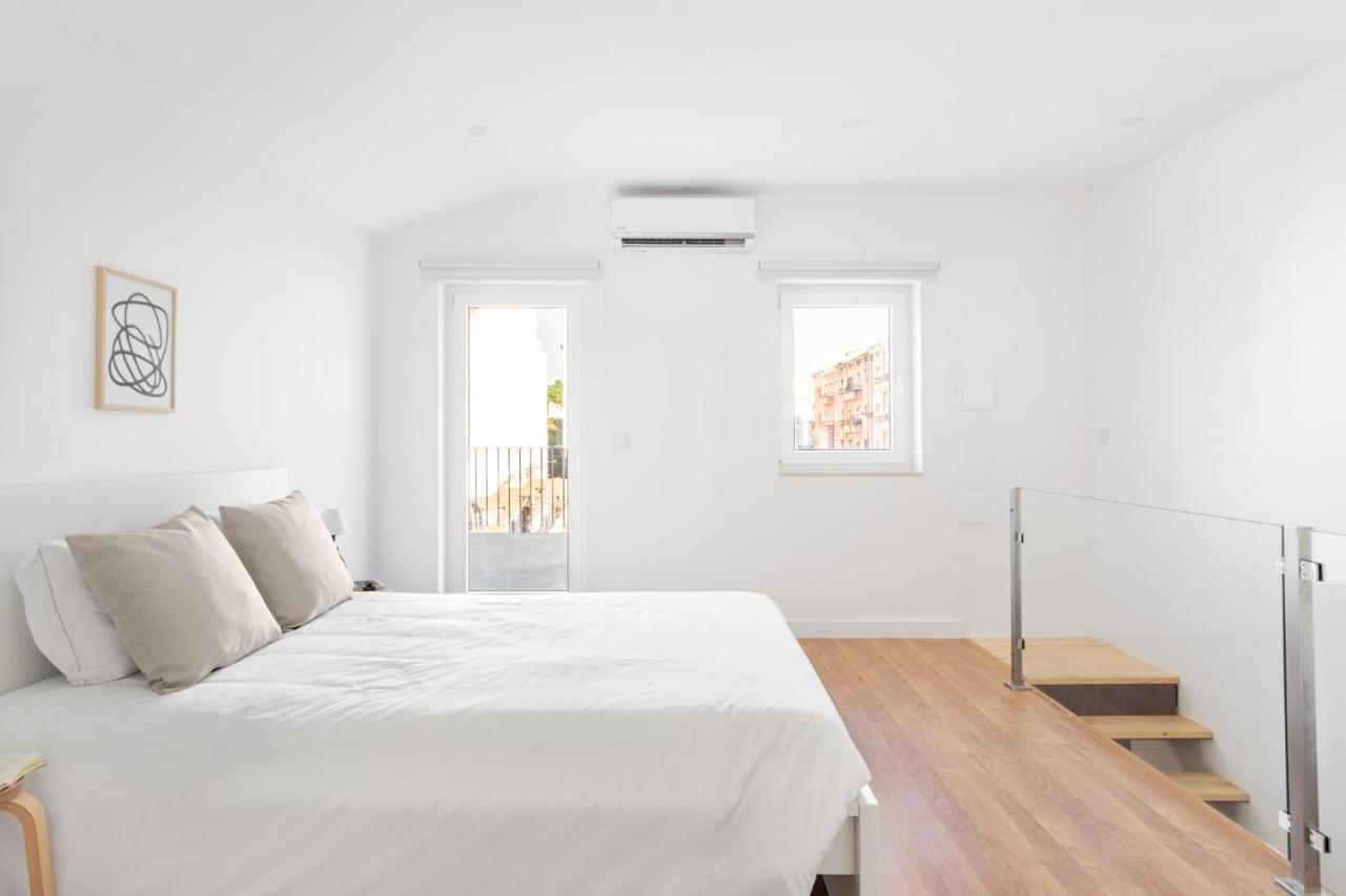 Altido Modern 2-Level Flats Near Ajuda Palace Lisbon Luaran gambar