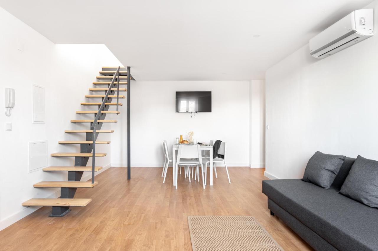 Altido Modern 2-Level Flats Near Ajuda Palace Lisbon Luaran gambar