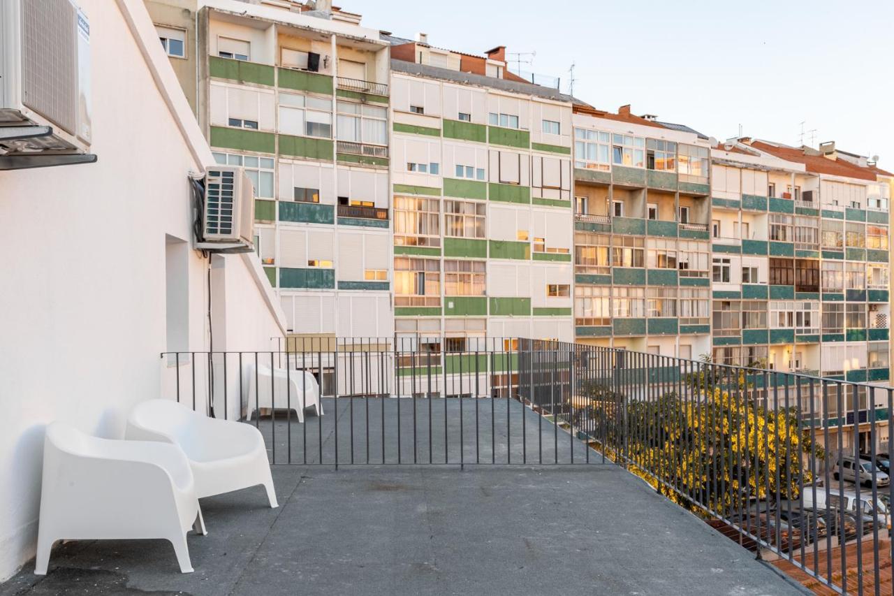 Altido Modern 2-Level Flats Near Ajuda Palace Lisbon Luaran gambar